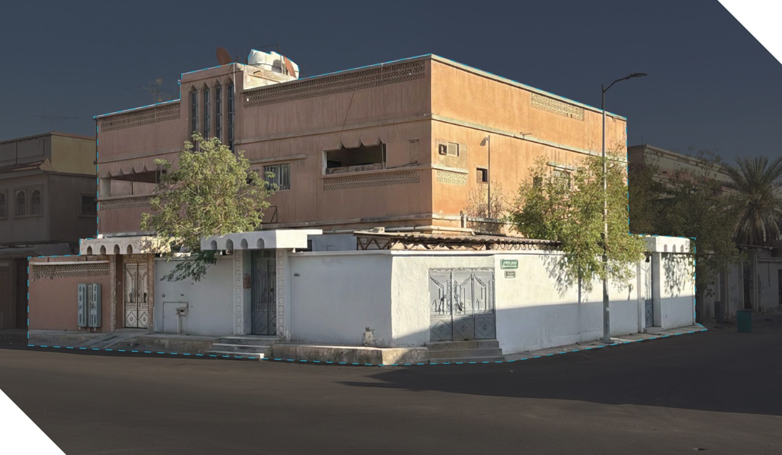 فيلا سكنية بحي الفيصل بمدينة المبرز بمساحة 492.5 م