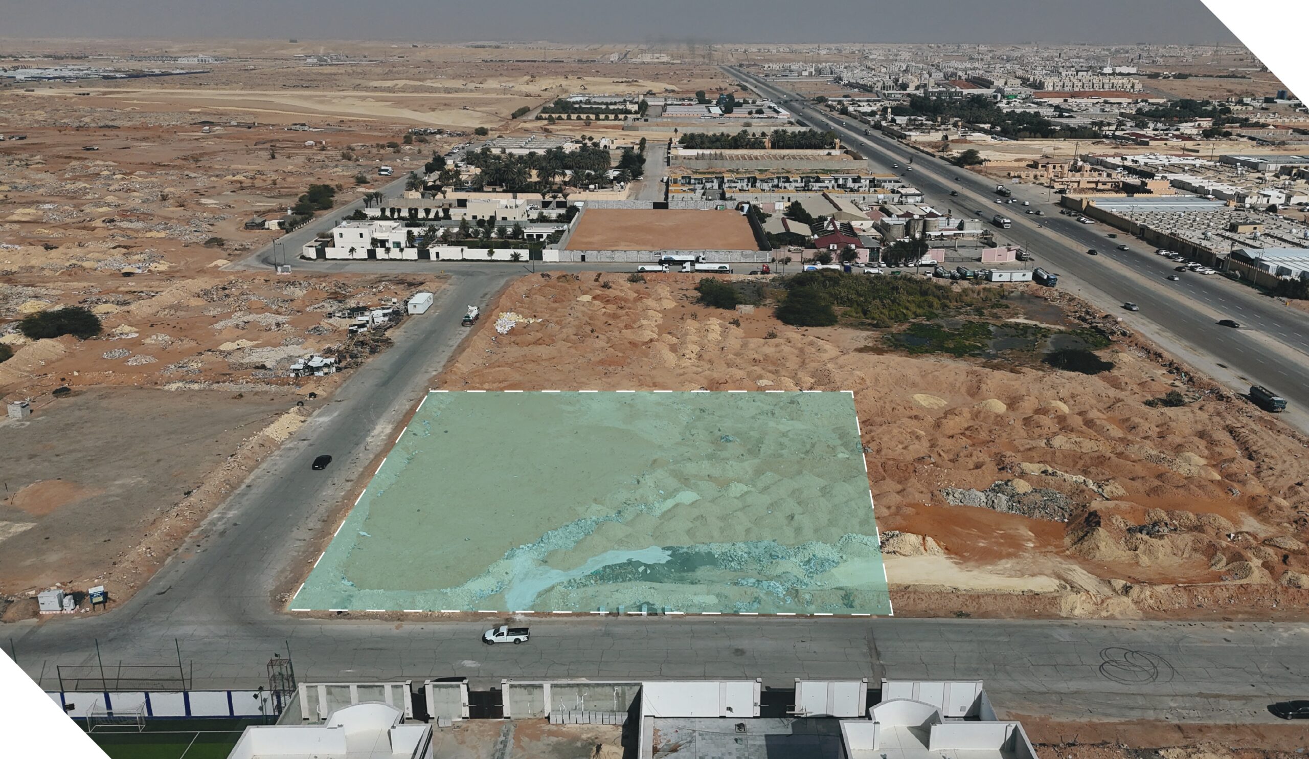 أرض سكنية بحي الرمال بمدينة الرياض بمساحة 8000 م