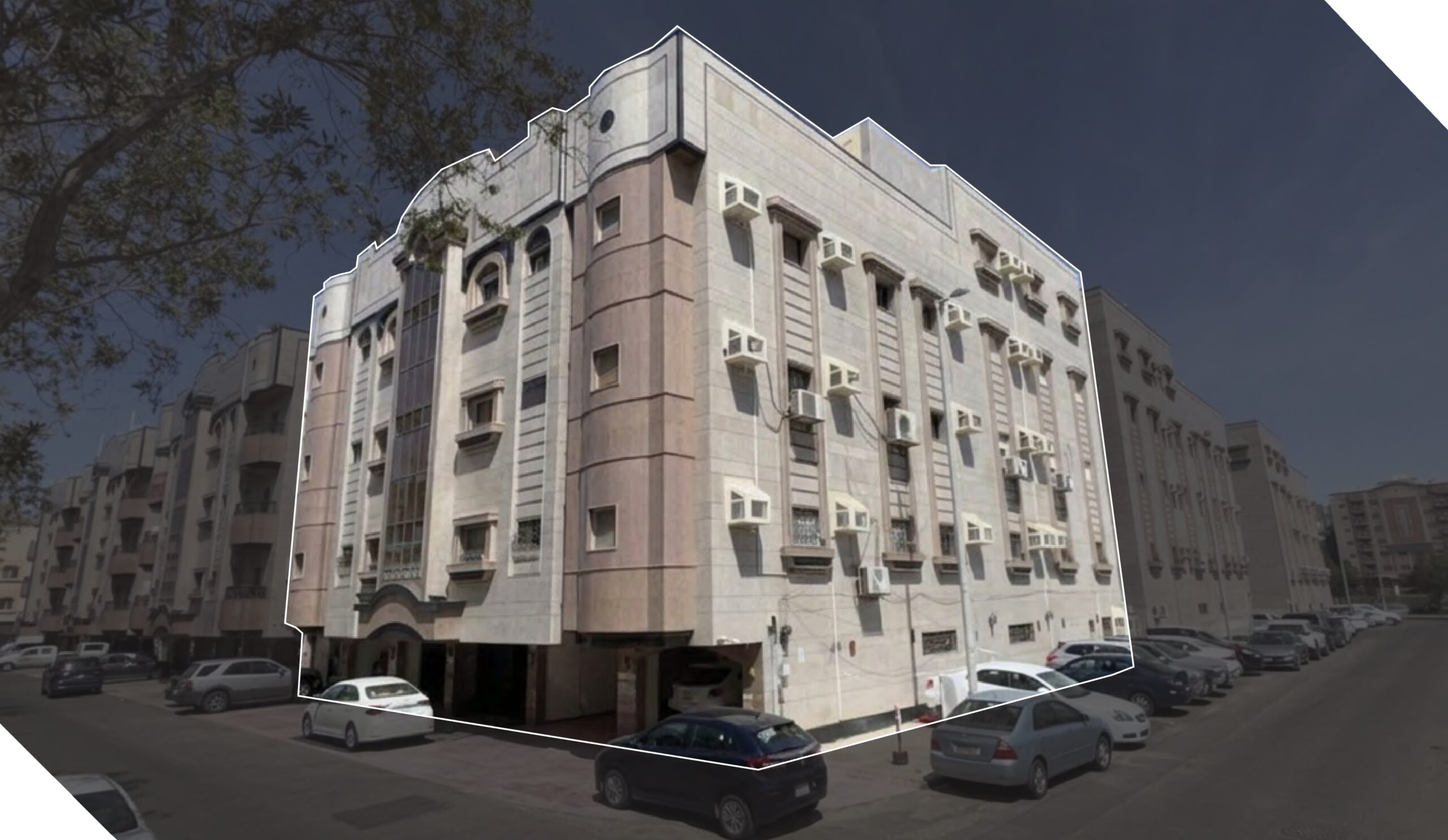 عمارة سكنية بحي بني مالك بمدينة جدة