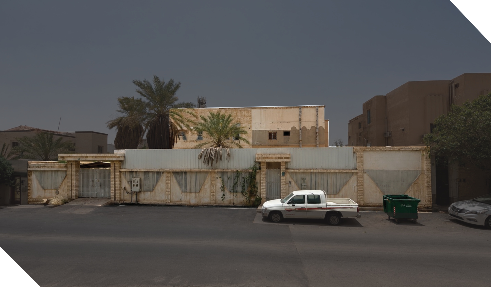 فيلا سكنية بحي الروضة بمدينة الرياض بمساحة 900 م